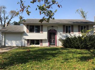 214 Hanover Rd SW, Cedar Rapids, IA 52404