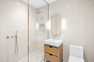 Rented by Fact Real Estate LLC