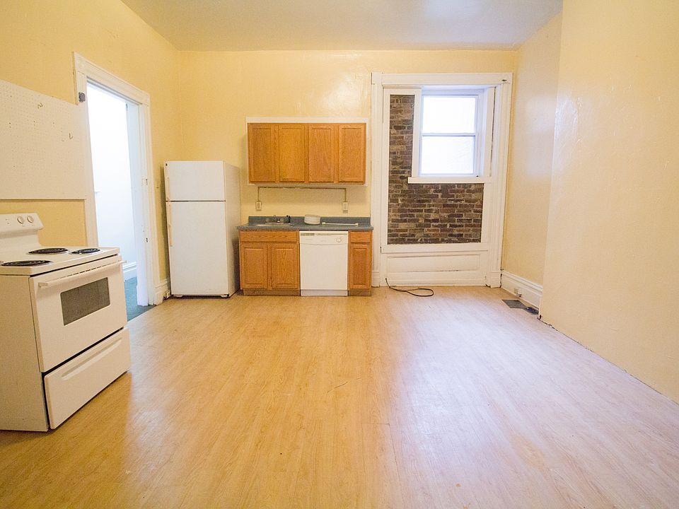 1st image of 436 Atwood St APT 1