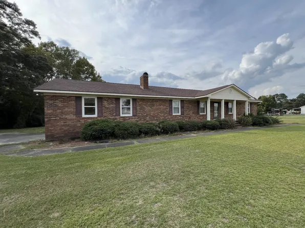 2365 Ezzell Road, Clinton, NC 28328