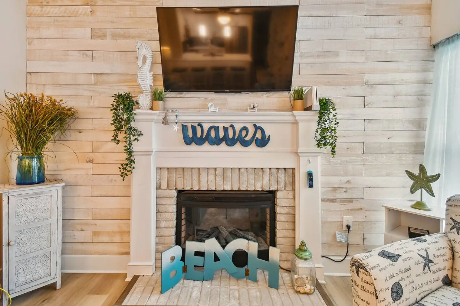 2 bed, 2.0 bath, $4,484 — Photo 4