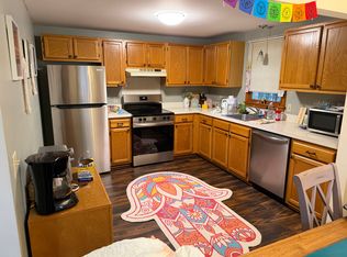 9330 Main St APT C4, Clarence, NY 14031