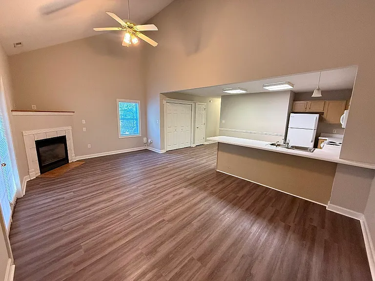 3449 Westgate Dr — Photo 9