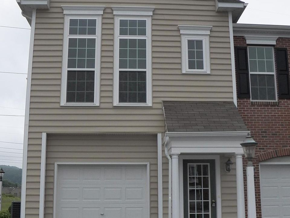 1st image of 782 Fawn Ln
