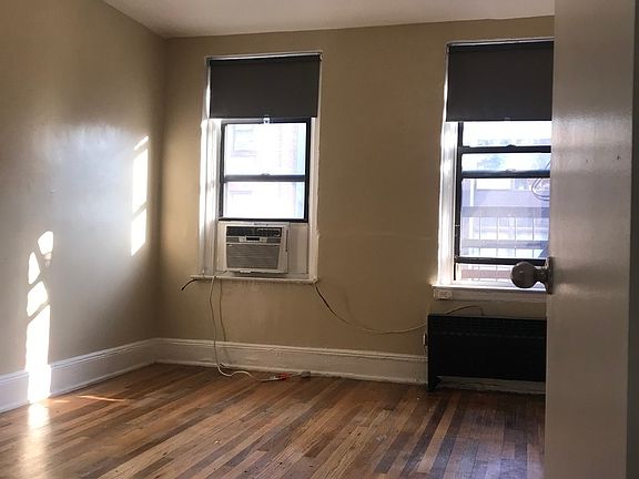 3rd image of 531 E 5th St APT 3A