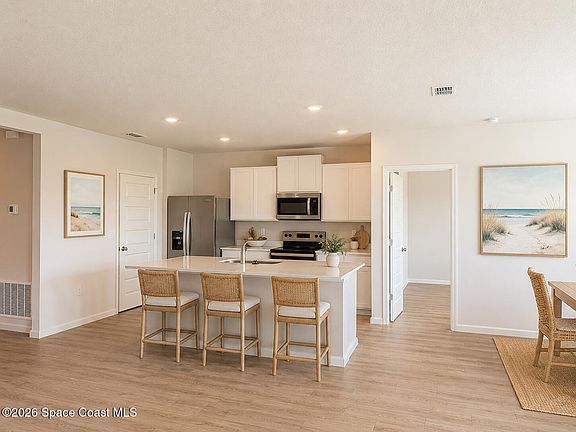 3rd image of 1513 Garabaldi Cir SE