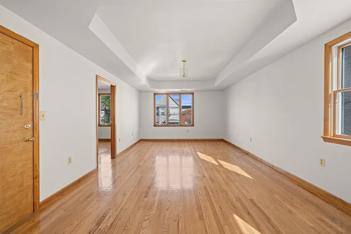 Building Photo - 341 Rosehill Pl #2