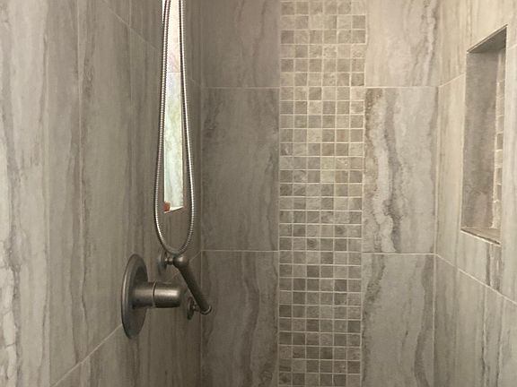 5th image of 204 Kelp St #1