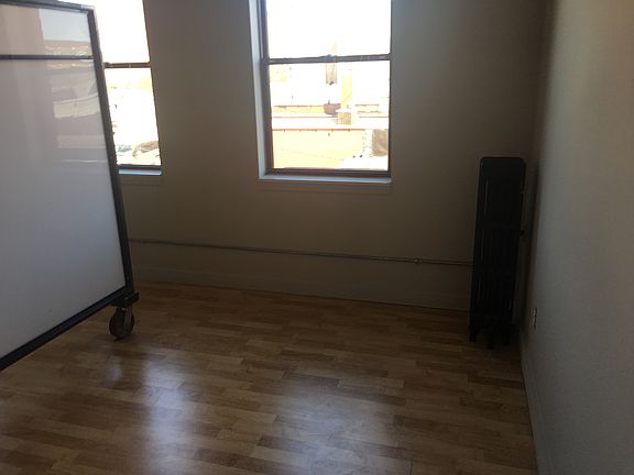 4th image of 310 W 6th St APT 106