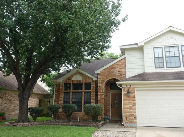6718 Redwood Falls Dr, Pasadena, TX 77505