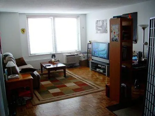 Rented by Keller Williams NYC | media 9