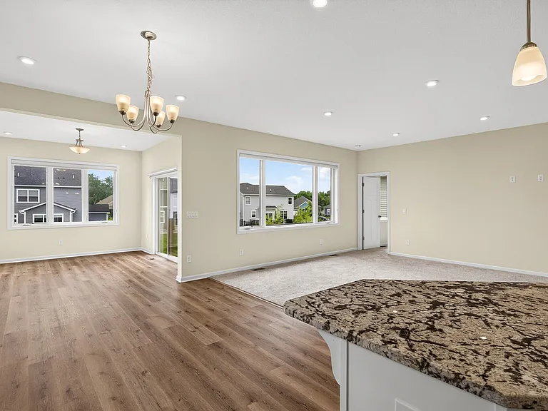 1939 Mulberry Ln — Photo 10