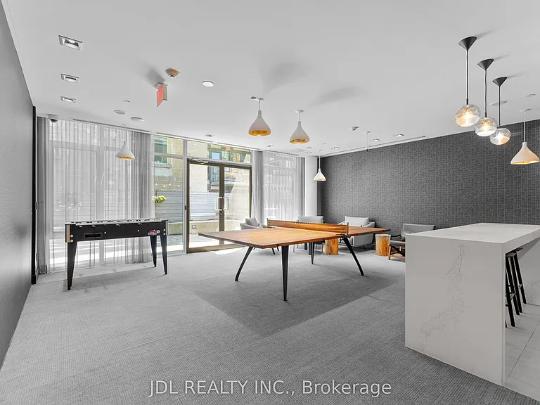 435 Richmond St W #610 — Photo 31