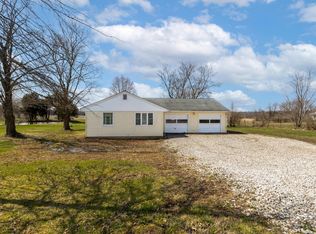 8392 Lancaster Rd, Hebron, OH 43025