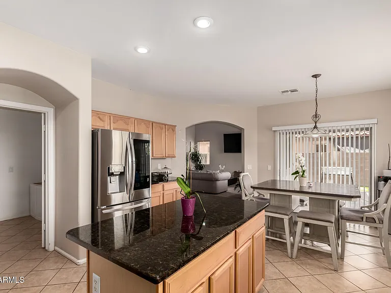9123 W Heber Rd — Photo 14