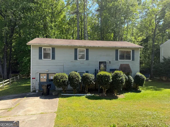 2745 Old South Dr, Jonesboro, GA 30236