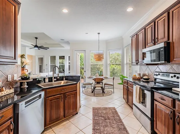 10305 Marchmont Ct, Tampa, FL 33626