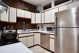 114 Trenton St #1 — Photo 5