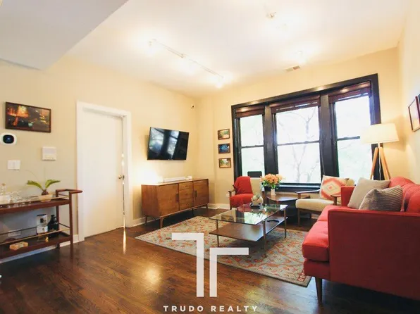 4055 N Wolcott Ave #2south, Chicago, IL 60613