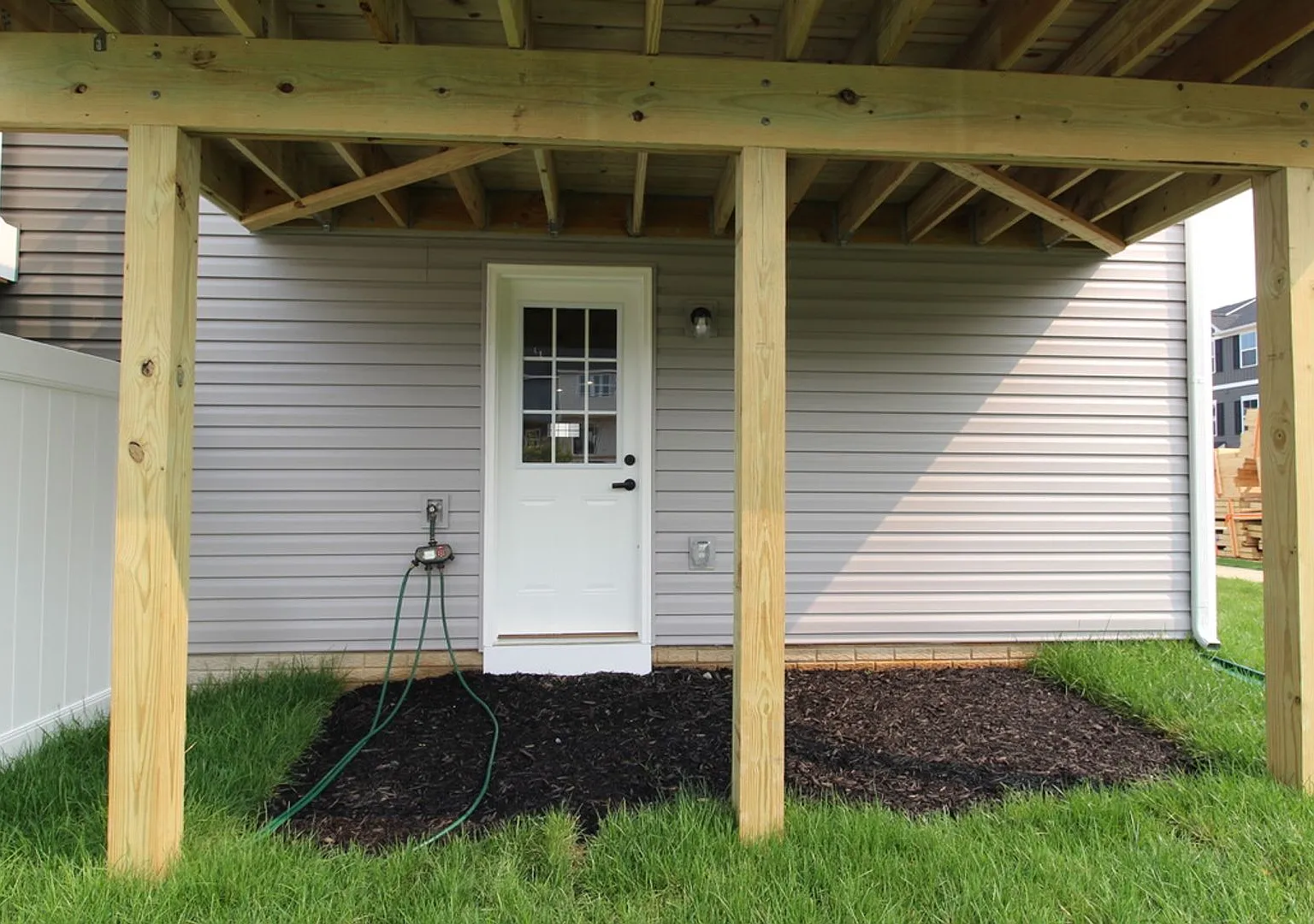 3 Bedroom 2.5 Bathroom new construction townhome for rent! — Photo 4