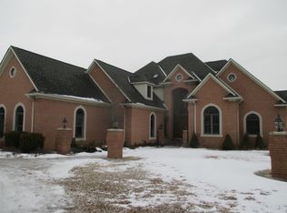 6101 Lanake Ln, Imlay City, MI 48444