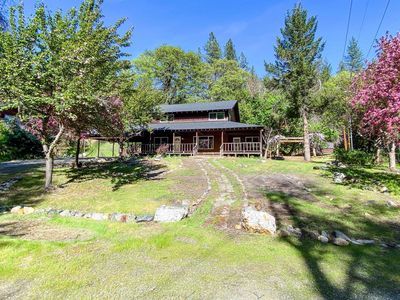 3206 Middle Creek Ranch Rd, Horse Creek, CA, 96050