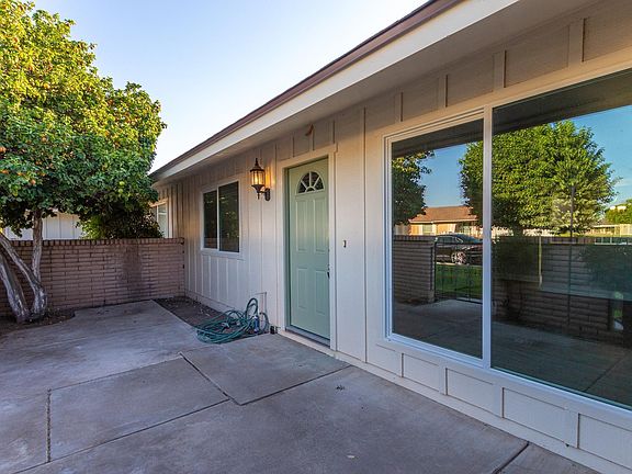 2nd image of 10613 W El Capitan Cir