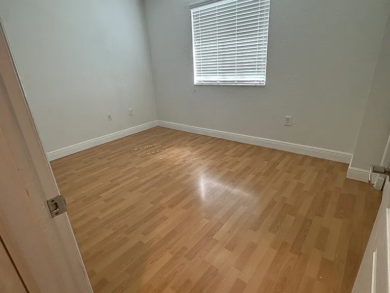 17066 SW 138th Ct — Photo 7