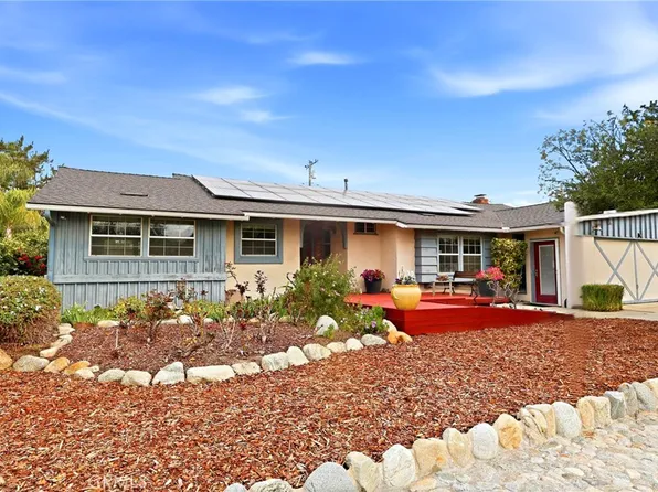 641 Ridgefield Dr, Claremont, CA 91711