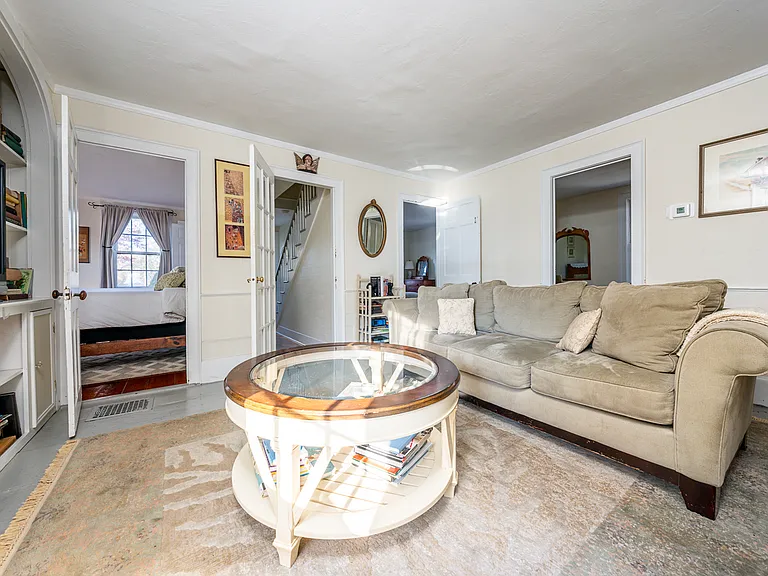 415 Barlows Landing Rd — Photo 12