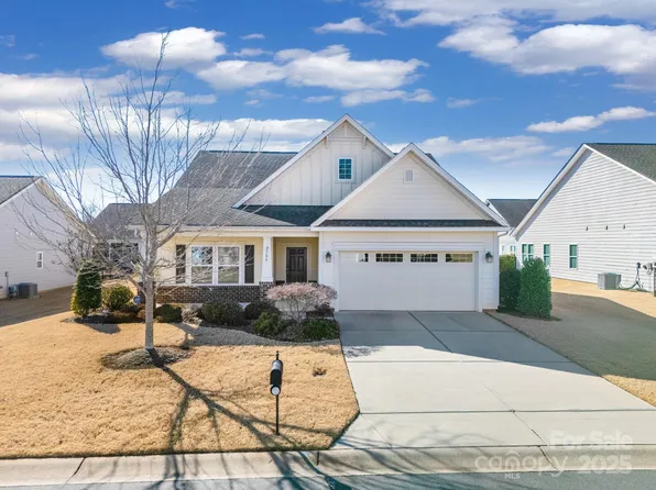 2706 White Pines Ct, Monroe, NC 28112