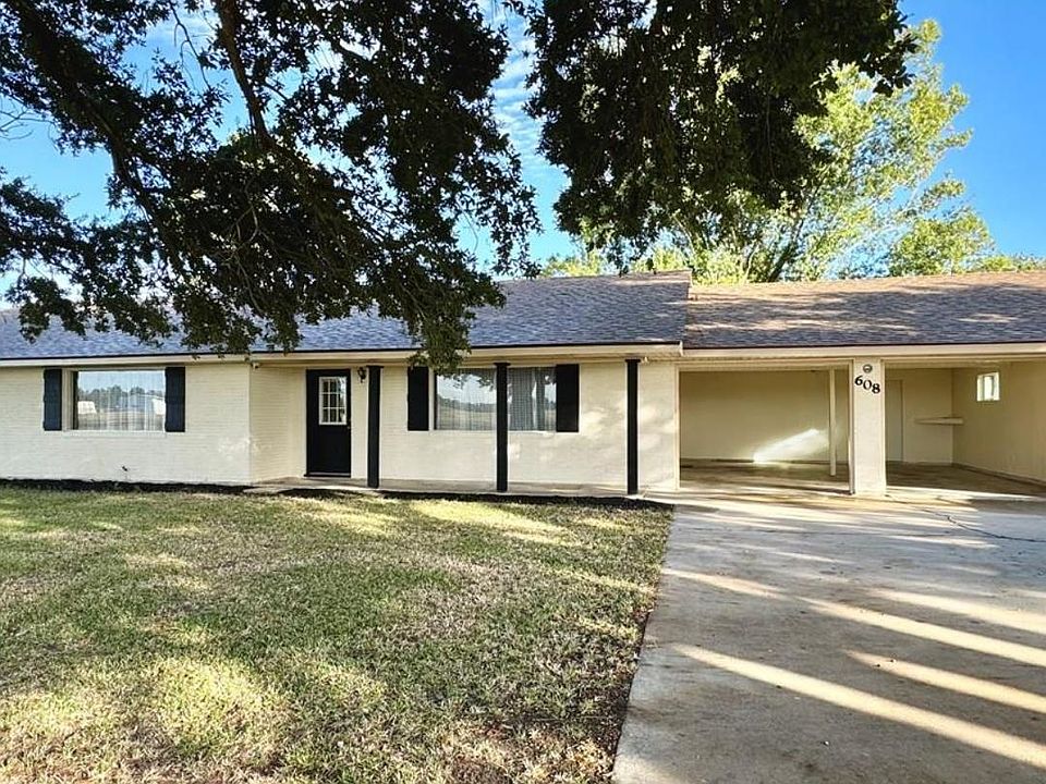1st image of 608 W Miller Ave