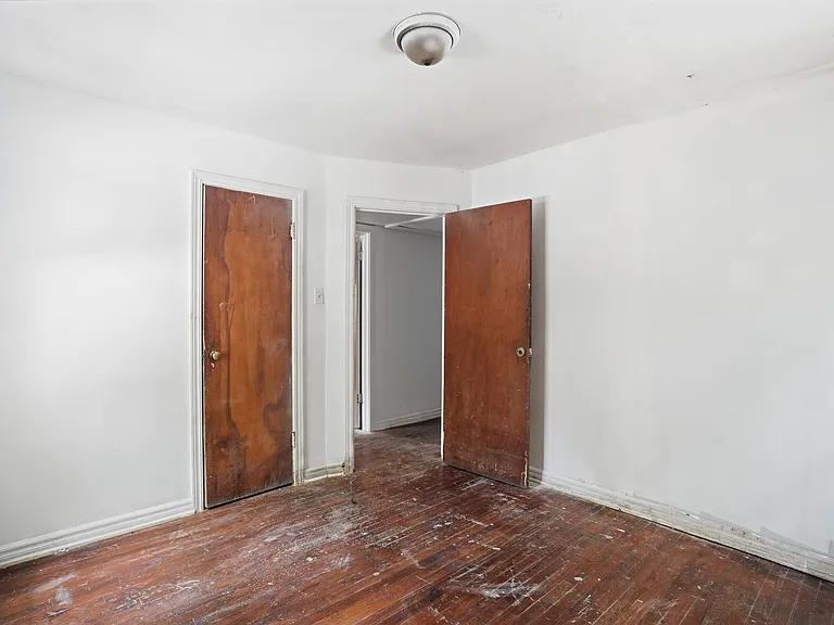 7827 Rugby Ave — Photo 20