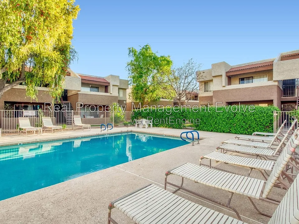 4554 E Paradise Village Pkwy N #257