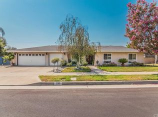 233 N Country Club Rd, Glendora, CA 91741