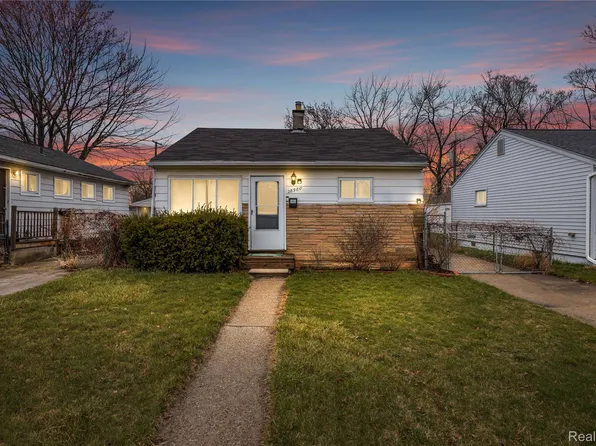 28980 Dawson St, Garden City, MI 48135