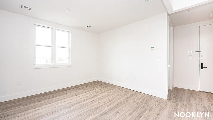 Rented by Nooklyn NYC LLC | media 3
