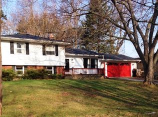 6844 Rothbury St, Portage, MI 49024
