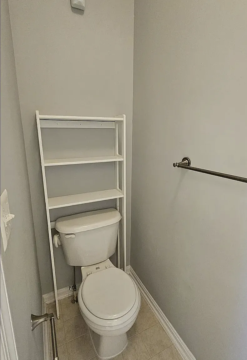 3 bed, 2106 sqft, $3,200 — Photo 3