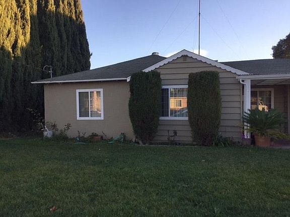 2nd image of 3056 Orthello Way
