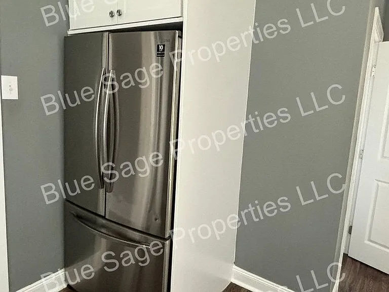 351 Union Aly — Photo 8