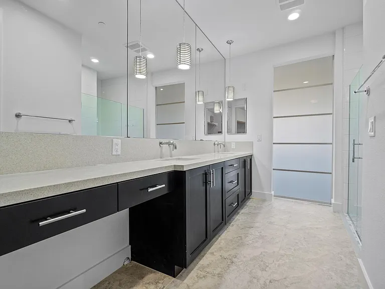 8547 Aspect Dr — Photo 16