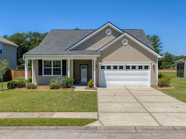 531 Flycatcher Dr, Goose Creek, SC 29445