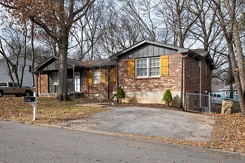 561 Singer Dr #B Photo 1 561 Singer Dr #B Photo 1