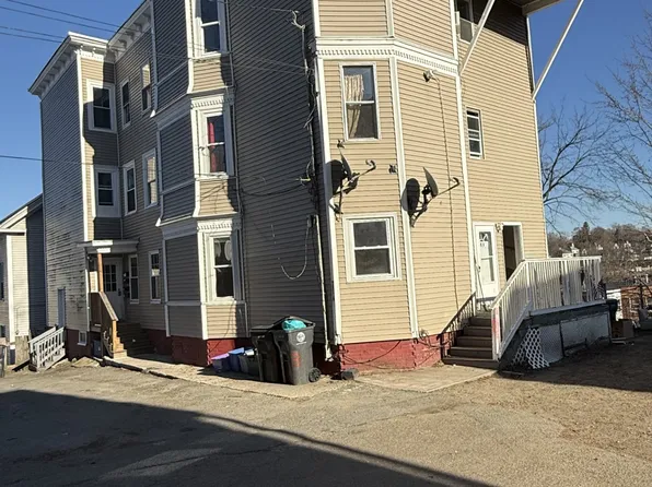 254 Washington St #1F, Haverhill, MA 01832