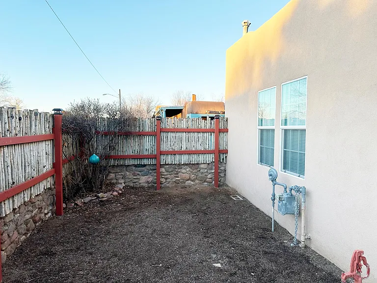 544 Franklin Ave #B — Photo 13