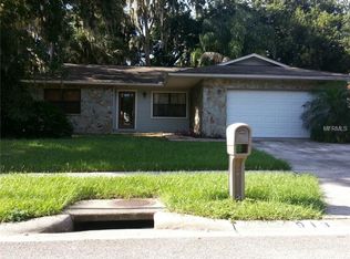 913 Mook St, Brandon, FL 33510