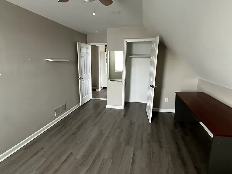 2433 Pulaski St #2 — Photo 3