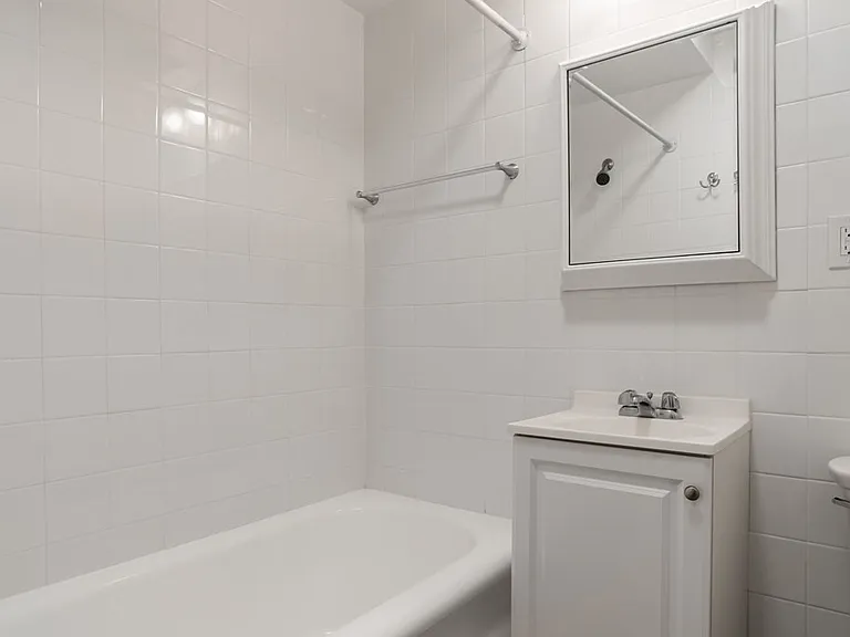 124 Bowdoin St #55 — Photo 13