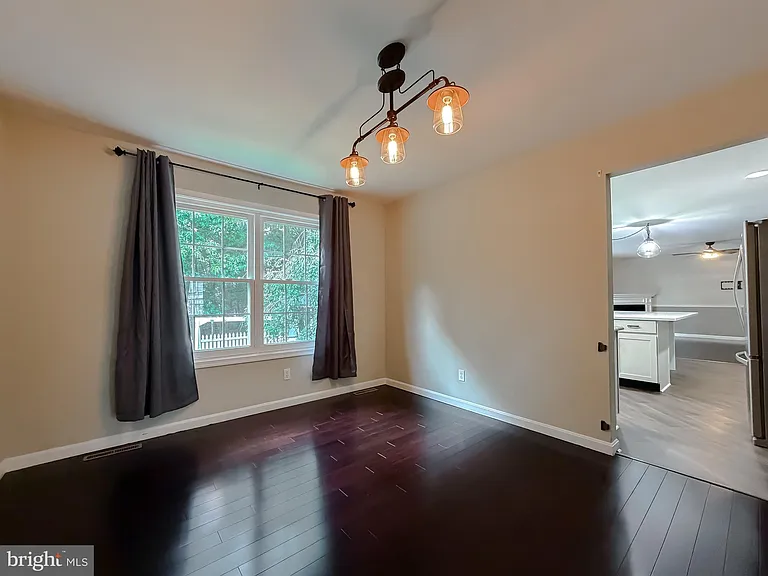20797 Red Rose Ct — Photo 8